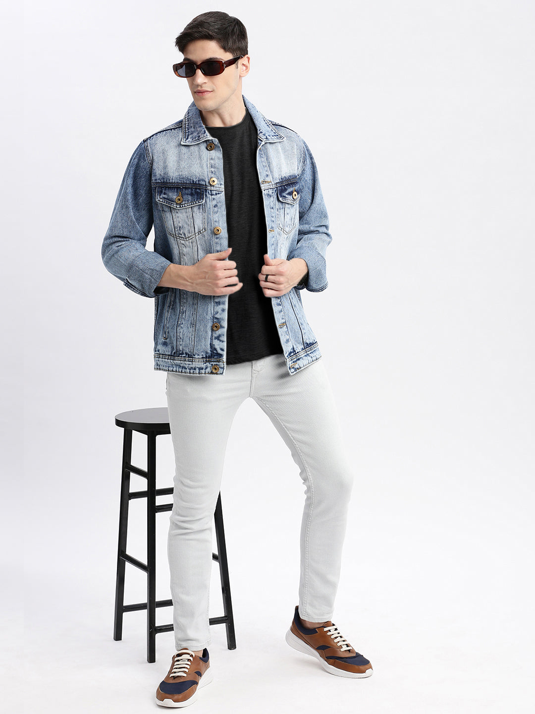 Men Solid Spread Collar Blue Denim Jacket