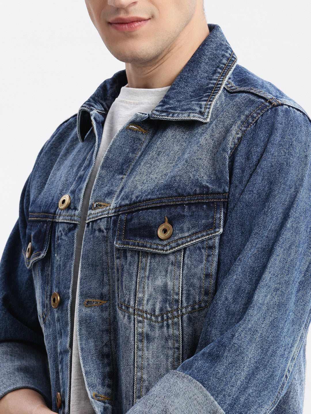 Men Solid Spread Collar Blue Denim Jacket