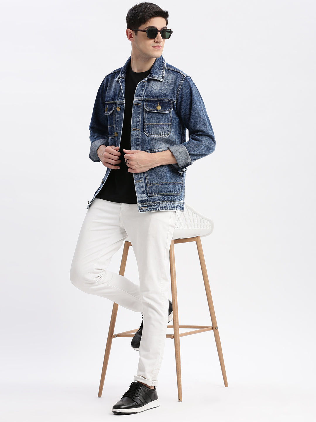 Men Solid Spread Collar Blue Denim Jacket