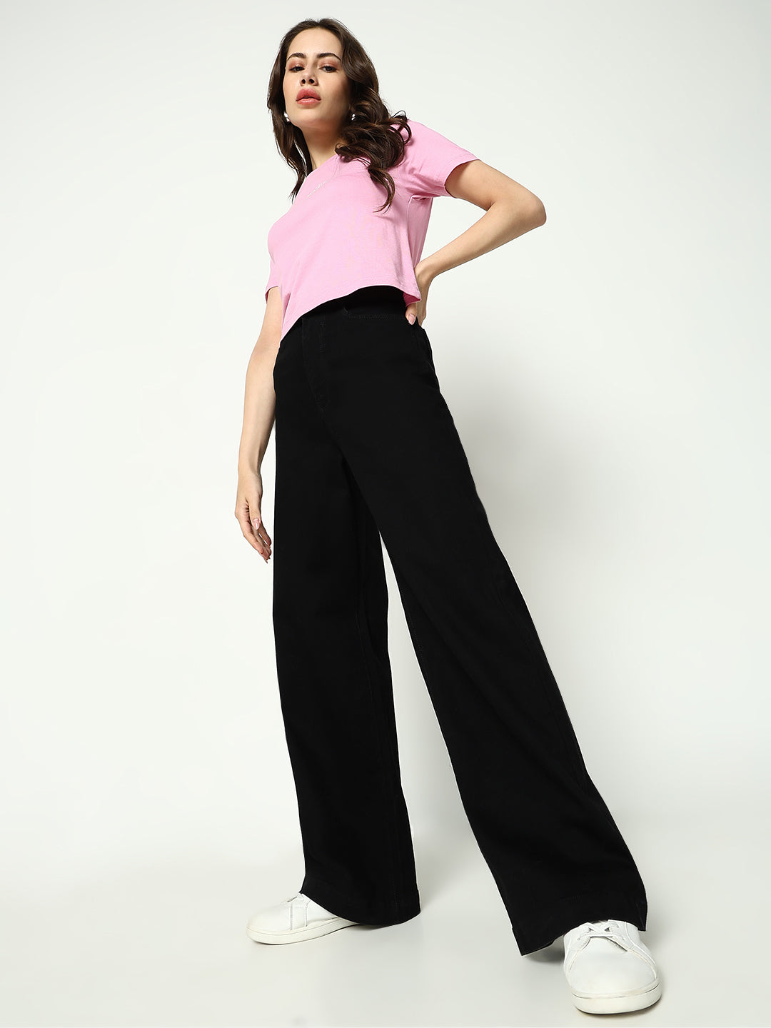 Women Solid Black Wide Leg Jeans