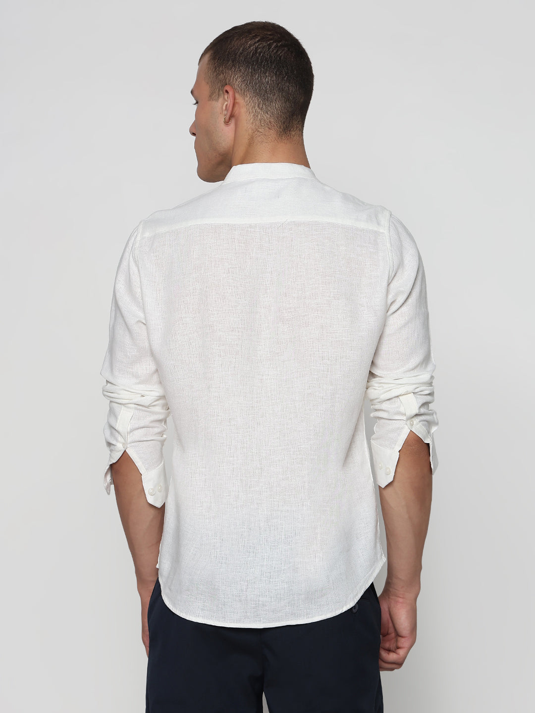 Men's White Mandarin Collar Slim Fit Shirt with Pockets