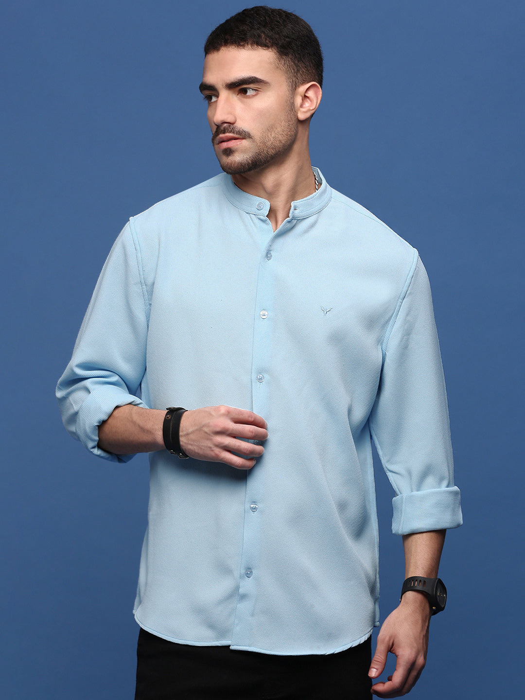 Men Blue Solid Slim Fit Shirt