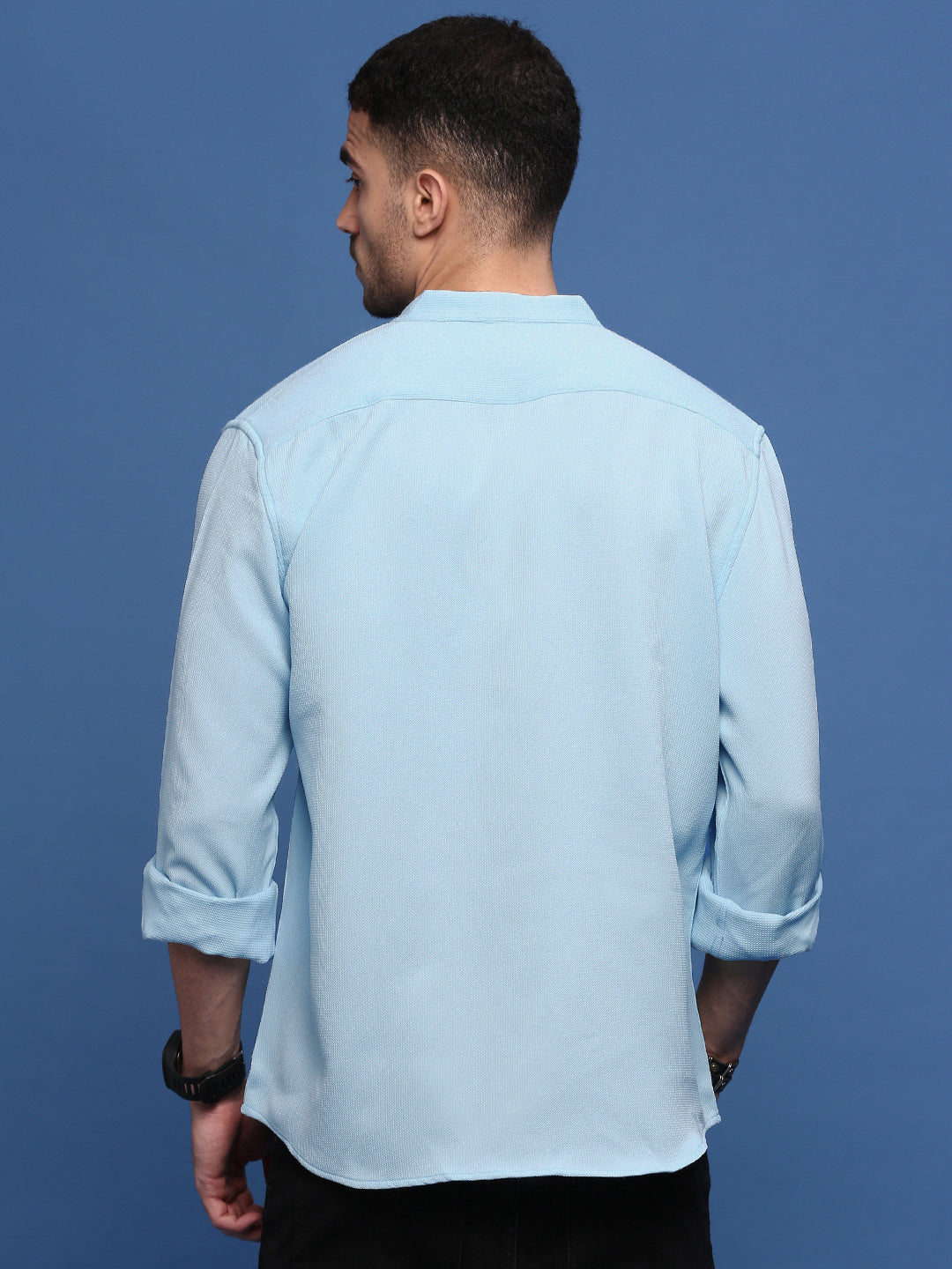 Men Blue Solid Slim Fit Shirt