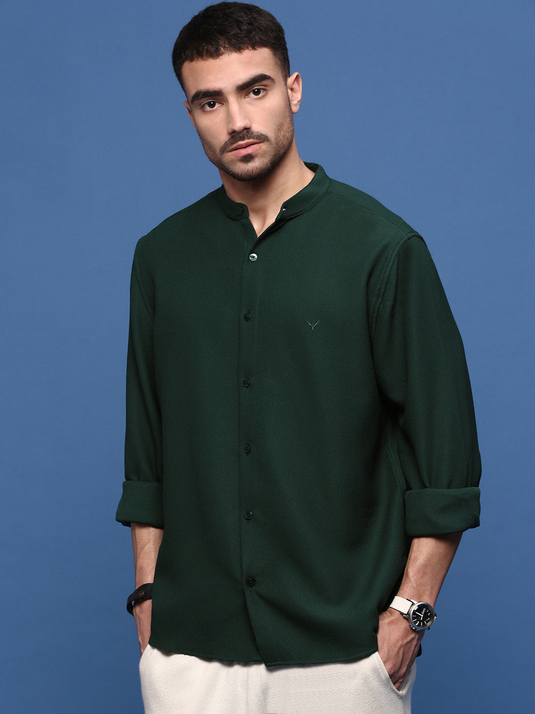 Men Green Solid Slim Fit Shirt