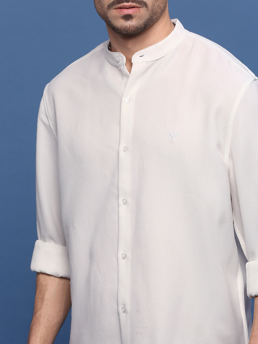 Men White Solid Slim Fit Shirt