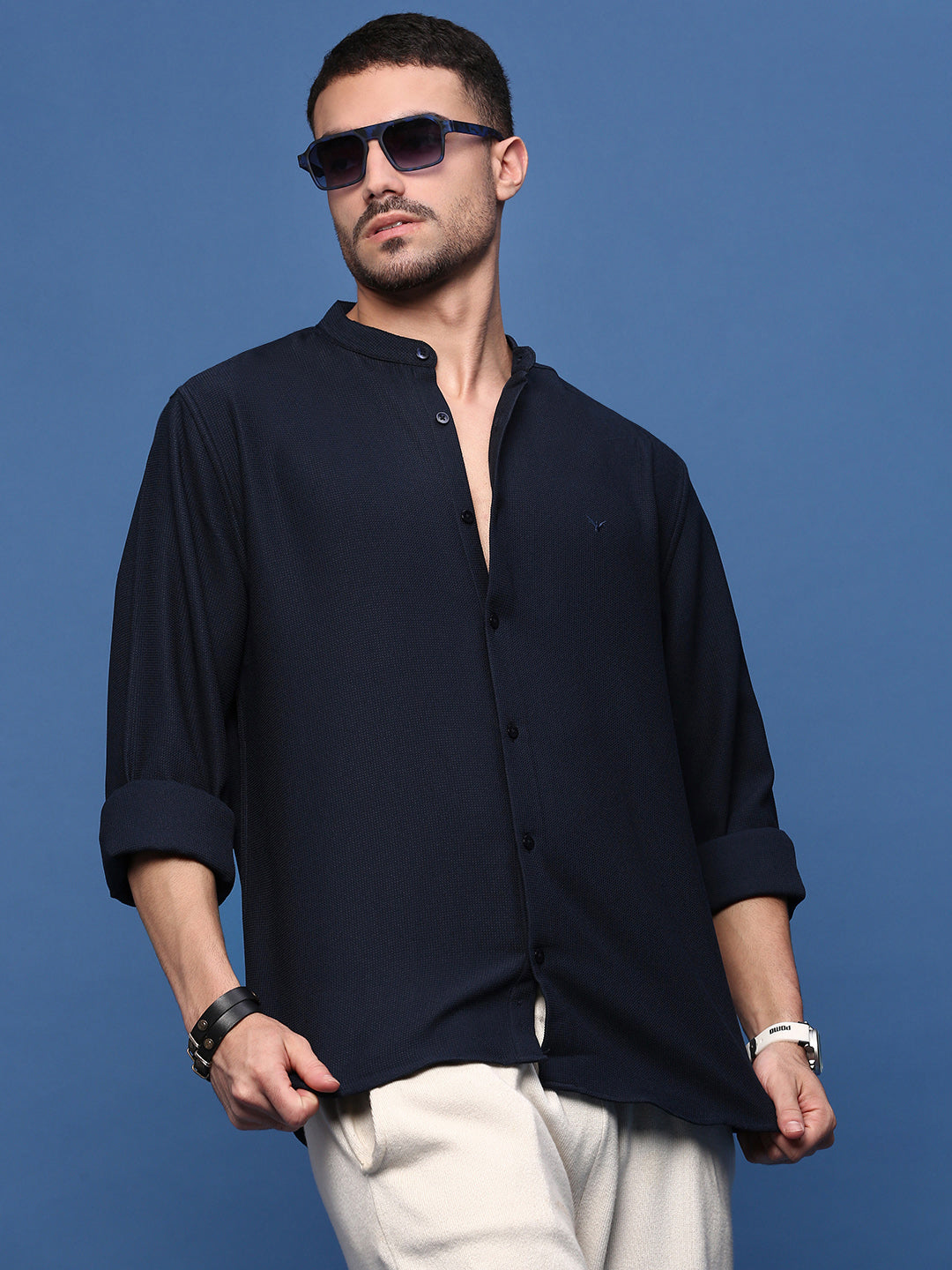 Men Navy Blue Solid Slim Fit Shirt