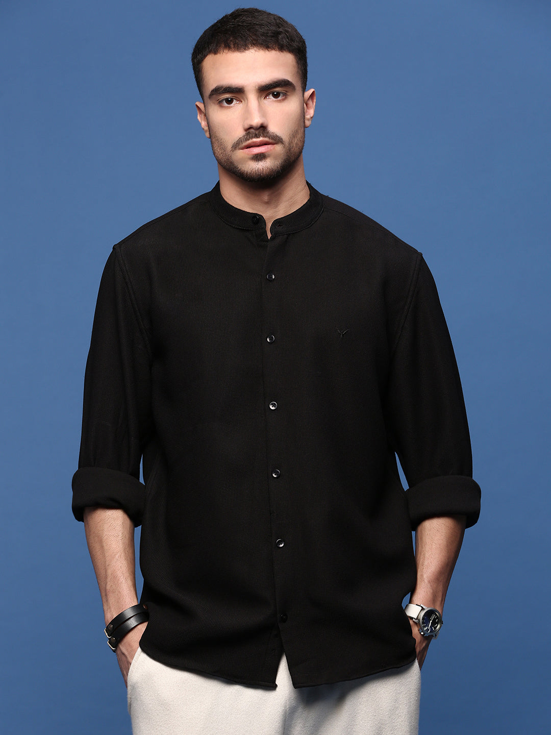 Men Black Solid Slim Fit Shirt