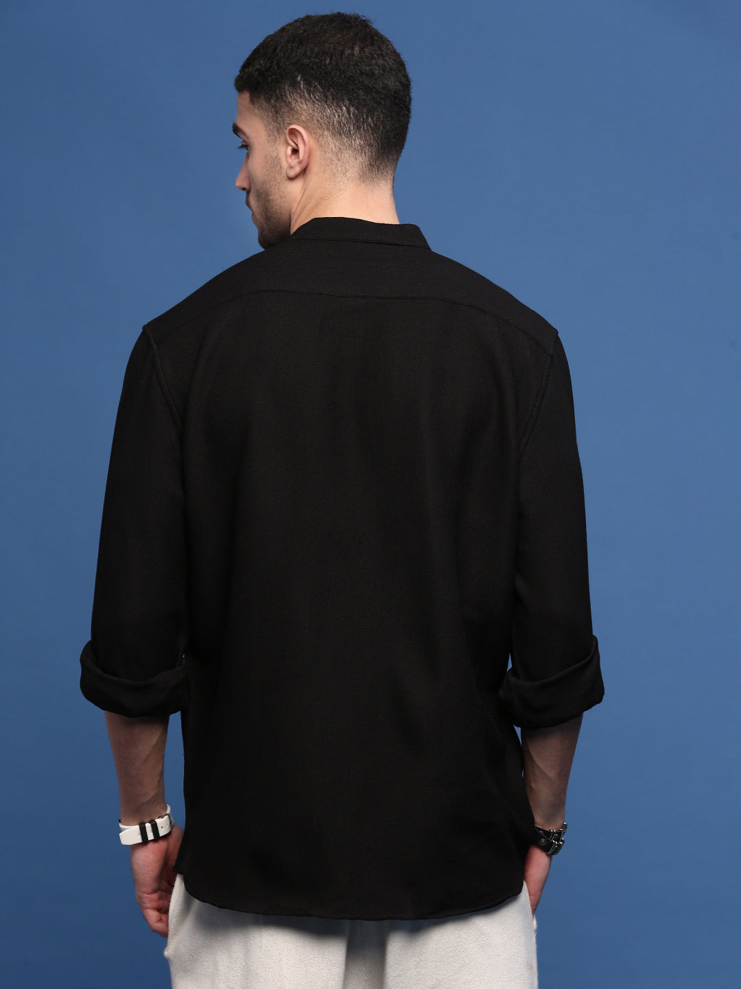 Men Black Solid Slim Fit Shirt