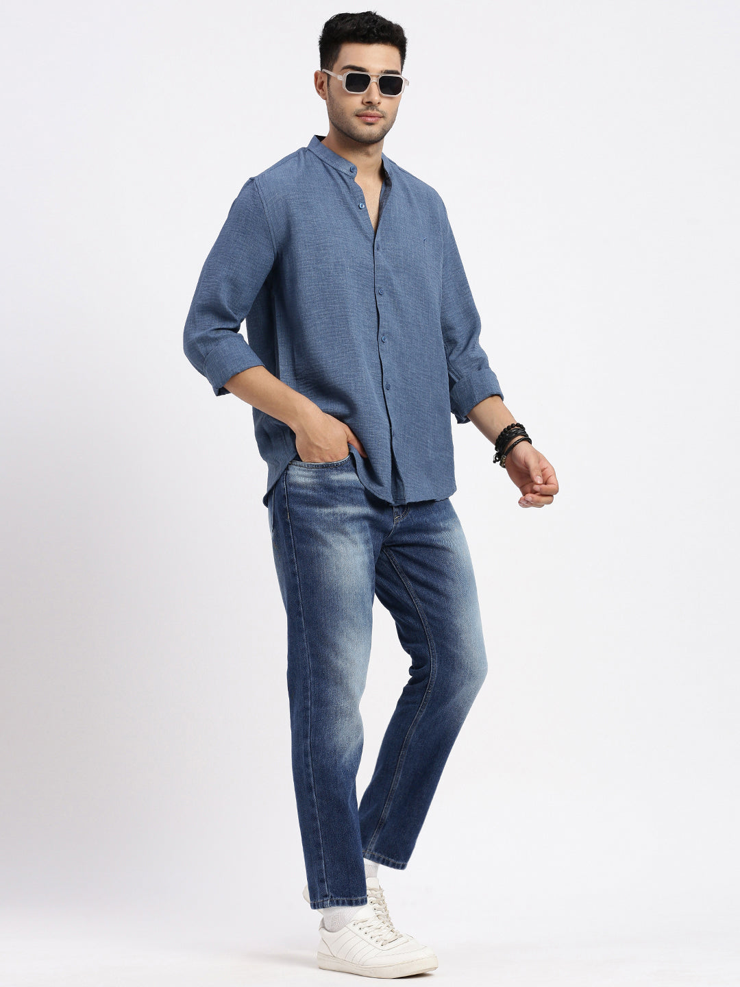 Men Regular Fit Cropped Blue Jeans