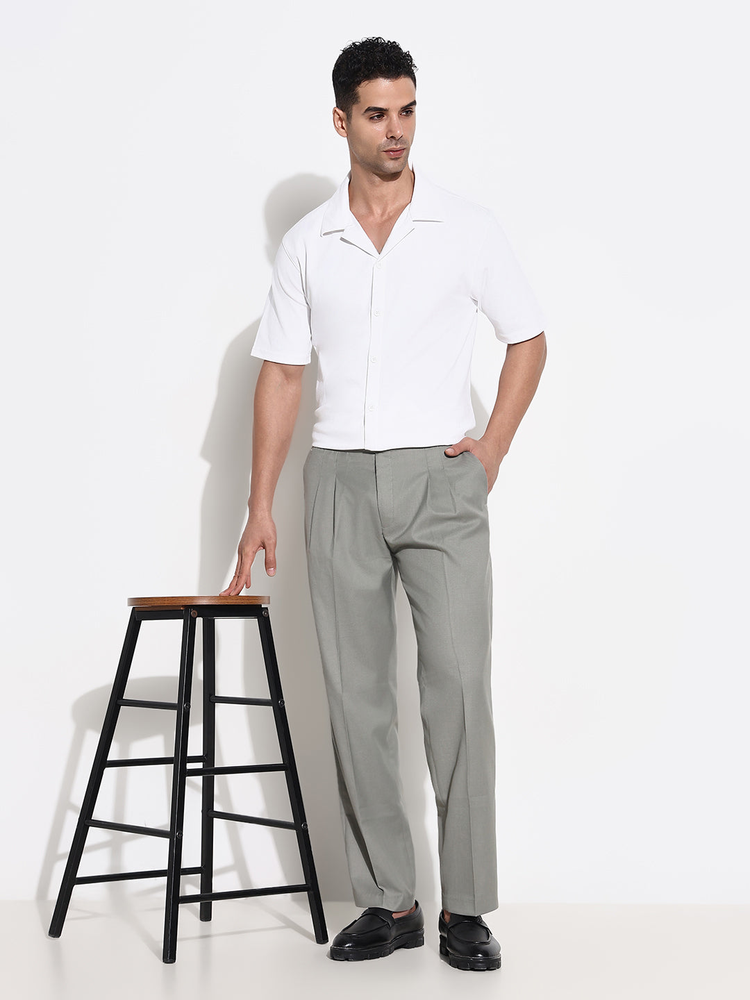 Men Grey Solid Formal Trousers