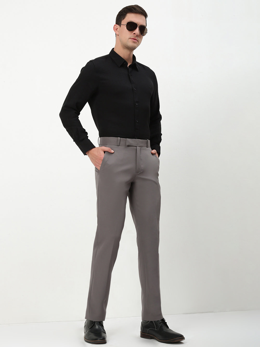 Men Grey Solid Slim Fit Formal Trousers