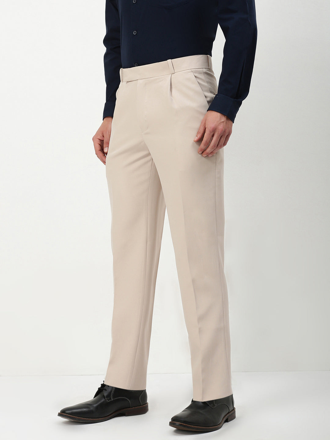 Men Beige Solid Slim Fit Formal Trousers