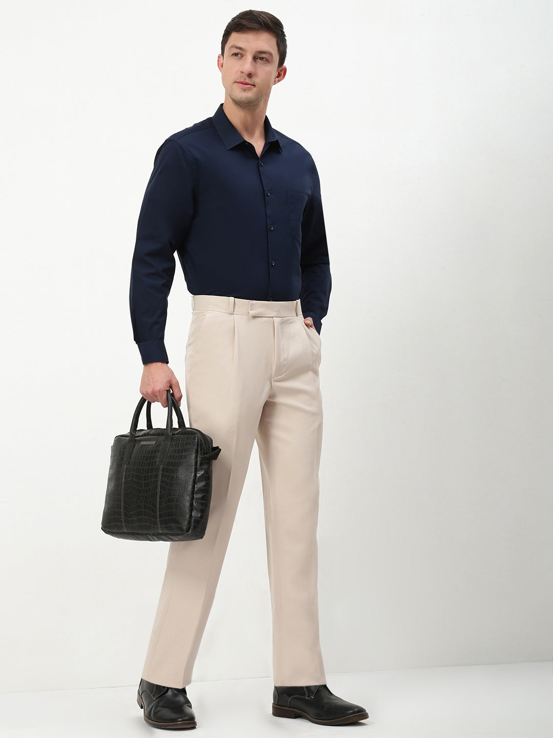 Men Beige Solid Slim Fit Formal Trousers