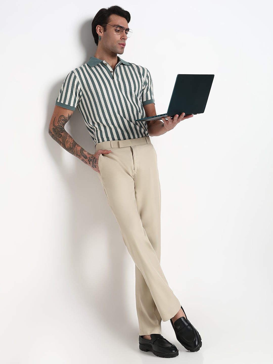 Men's Cream Solid Slim Fit Formal Trousers