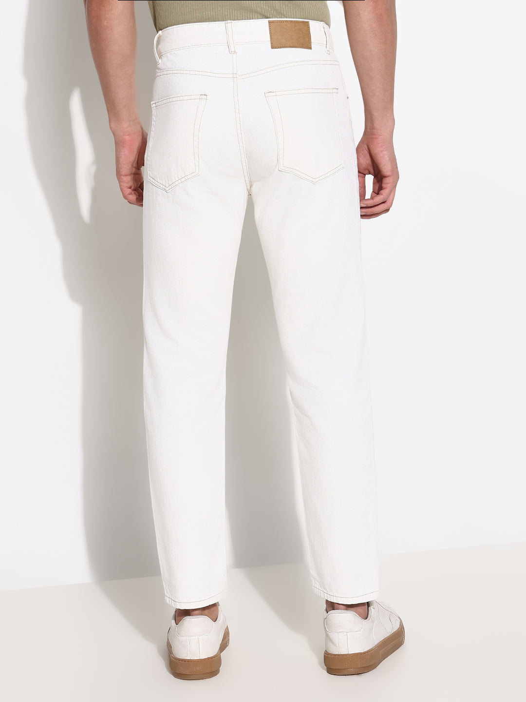 Men White Slim Fit Cropped Jeans