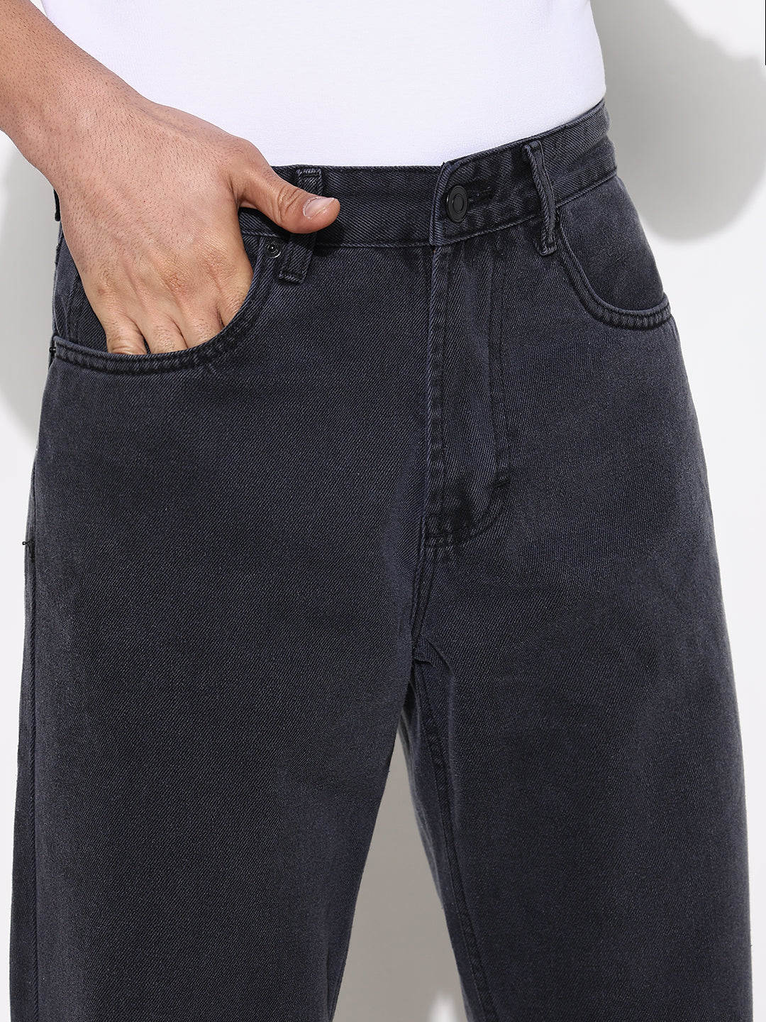 Men Grey Straight Fit Jeans