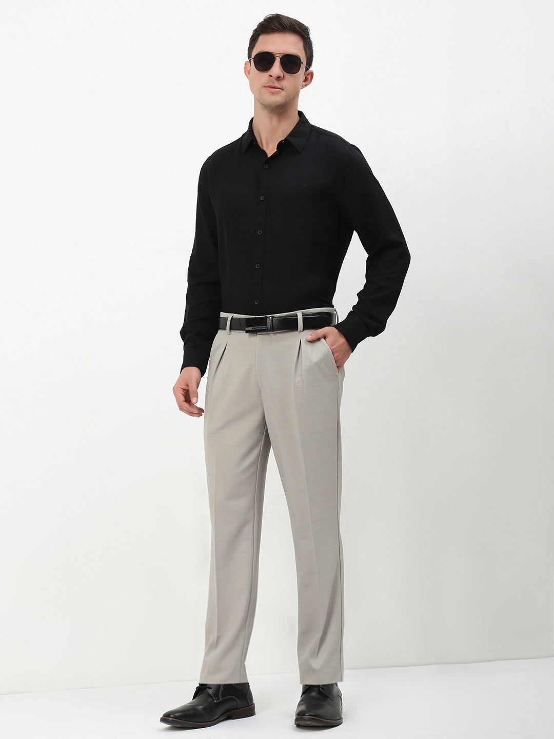 Men Grey Solid Formal Trousers