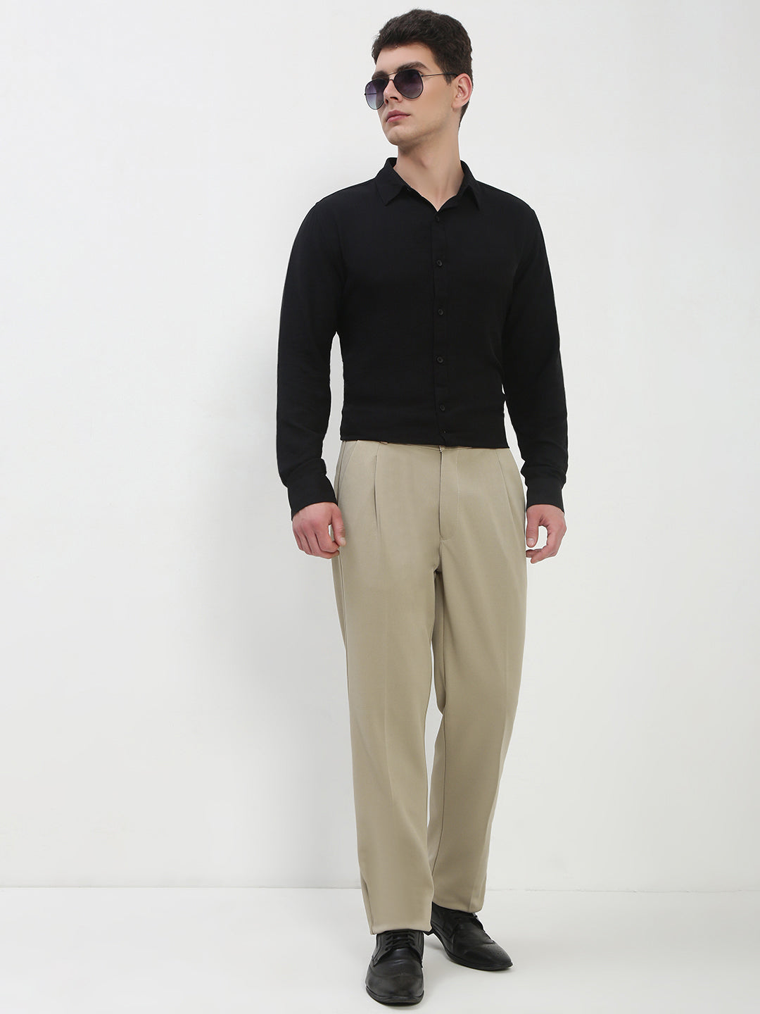 Men's Beige Solid Formal Trousers