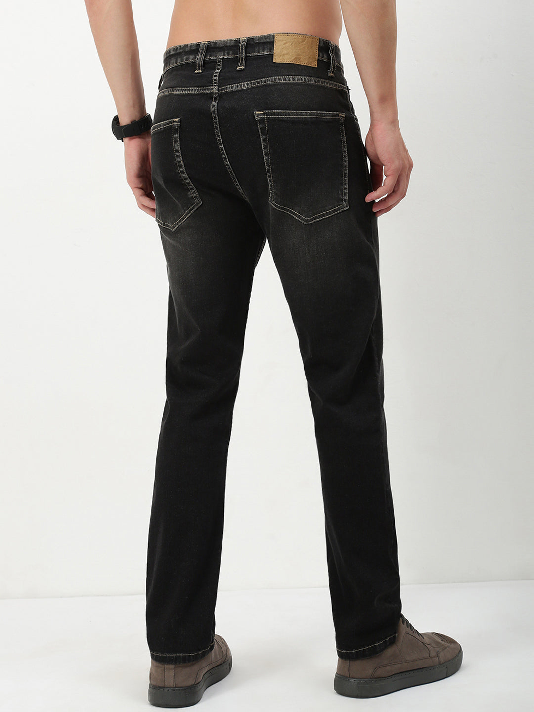 Men Grey Solid Straight Fit Jeans