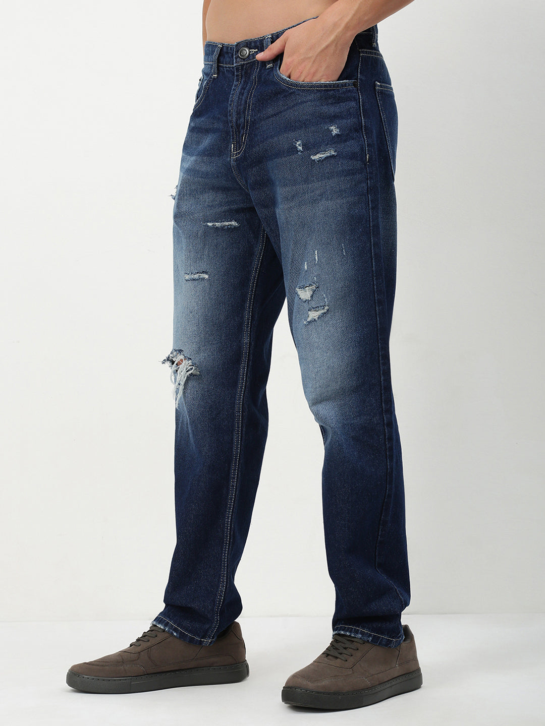 Men Blue Solid Straight Fit Jeans