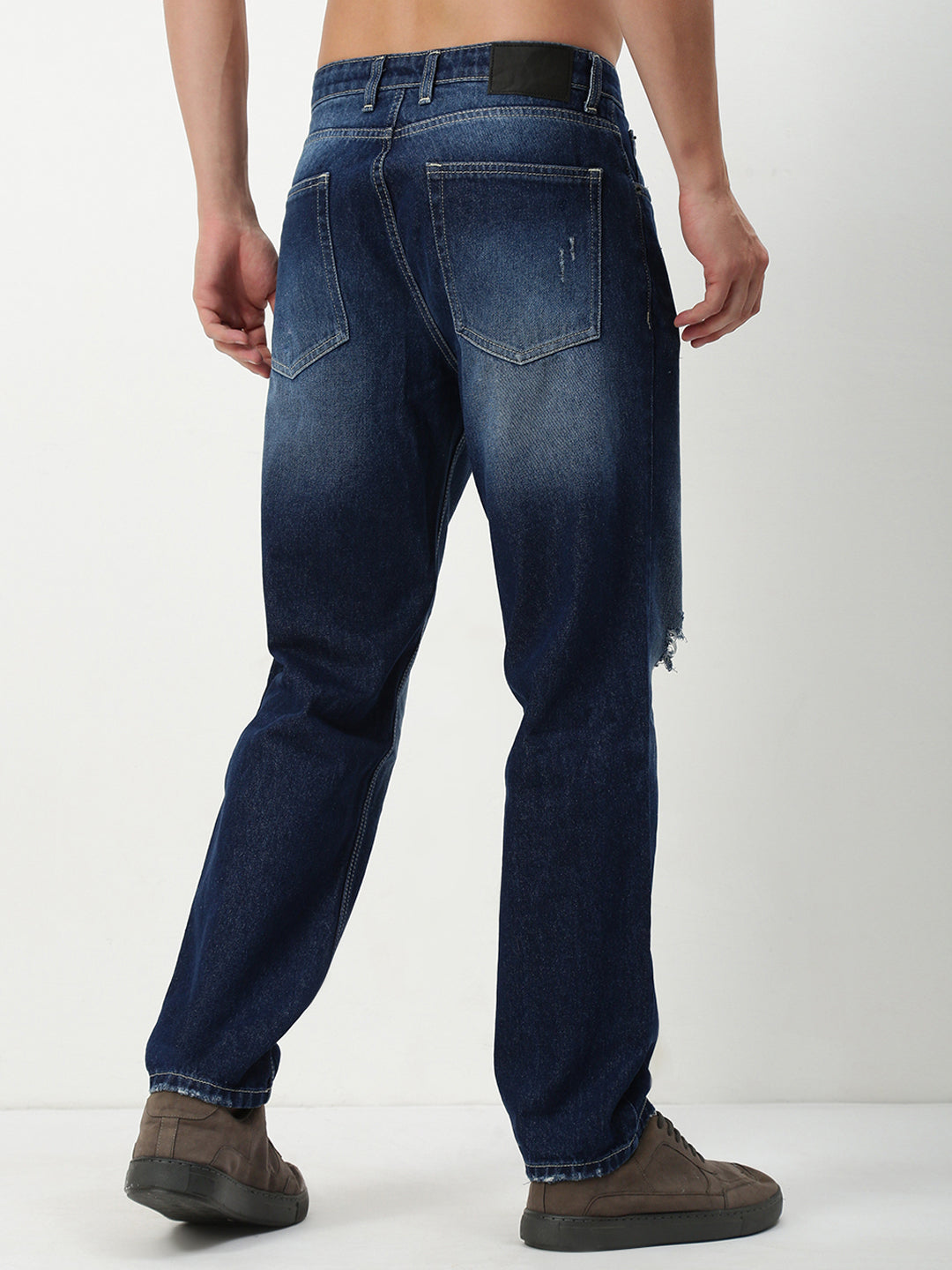 Men Blue Solid Straight Fit Jeans