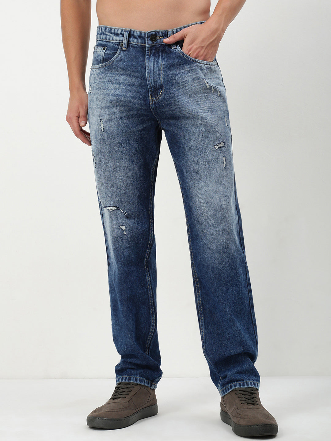 Men Blue Solid Straight Fit Jeans