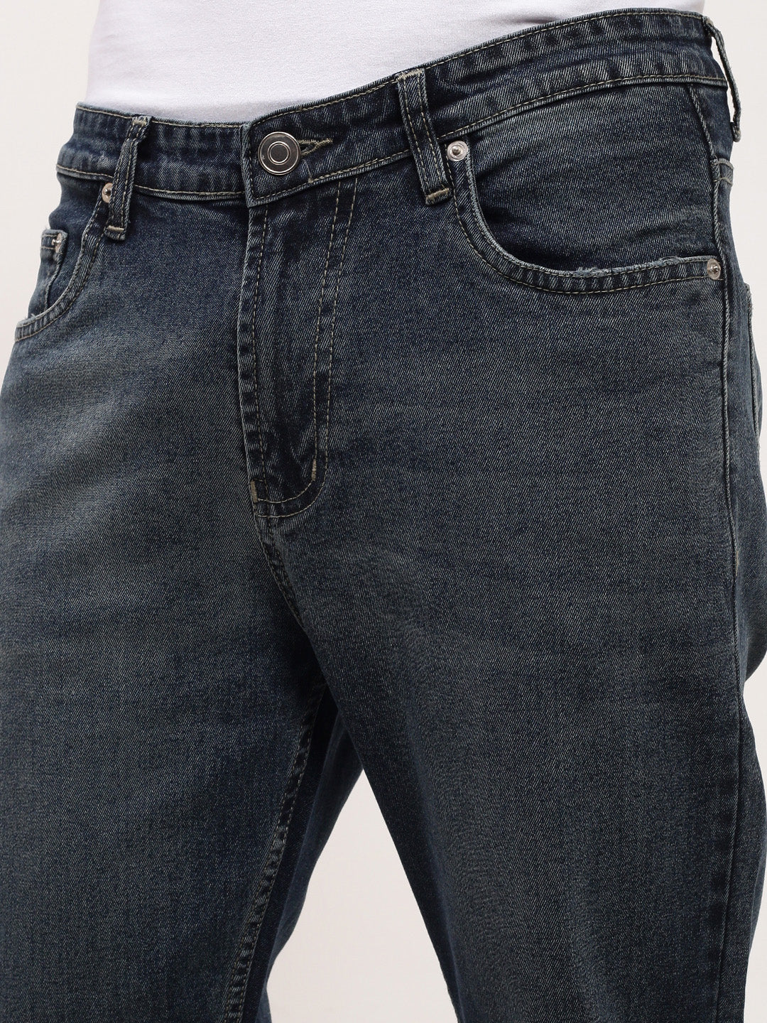 Men Navy Blue Solid Straight Fit Jeans