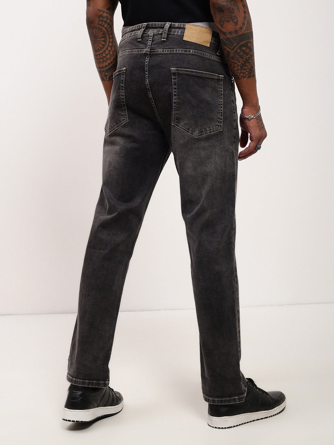 Men Grey Solid Straight Fit Jeans