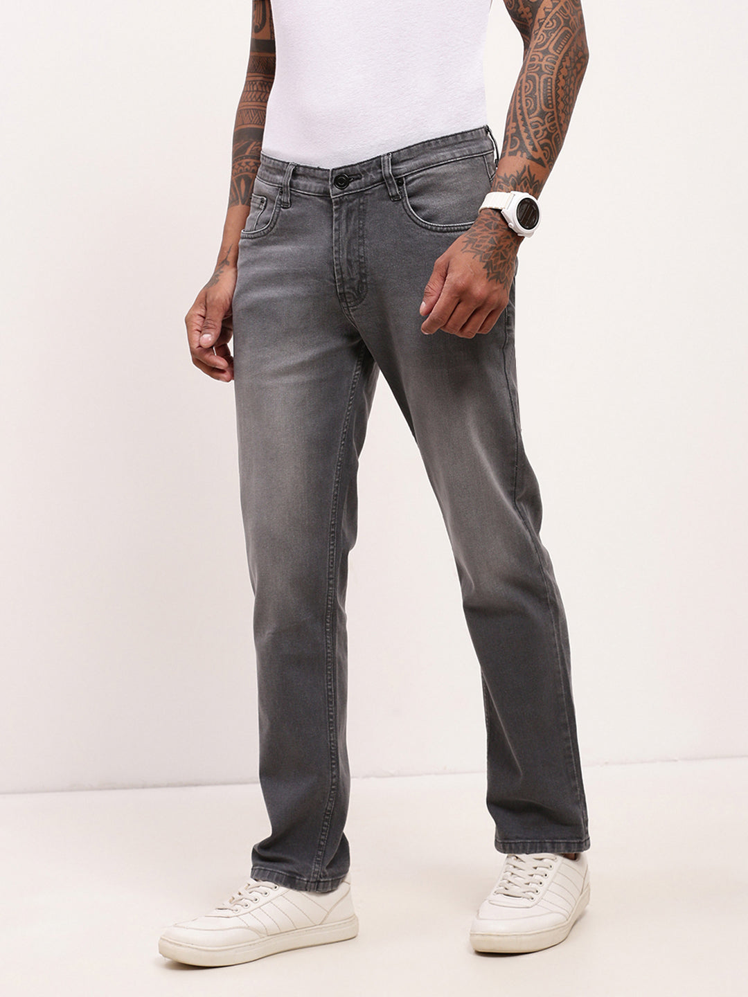 Men Grey Solid Straight Fit Jeans