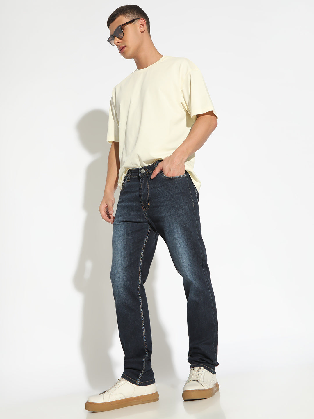 Men's Navy Blue Low-Rise Indigo Wash Jeans