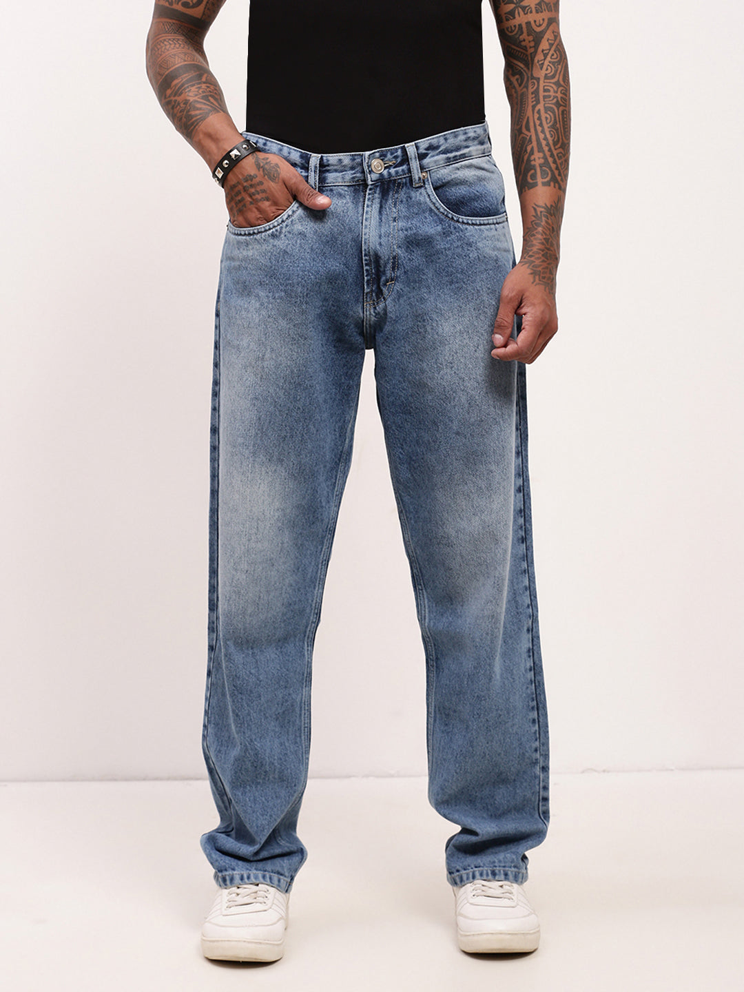 Men Blue Solid Straight Fit Jeans