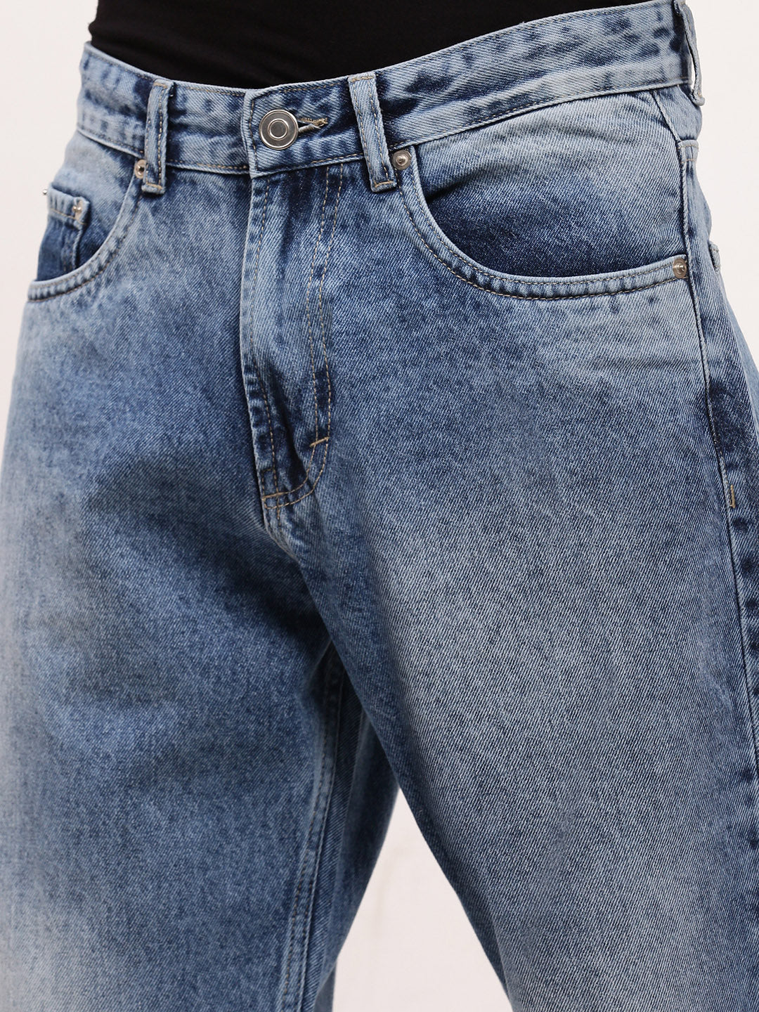 Men Blue Solid Straight Fit Jeans