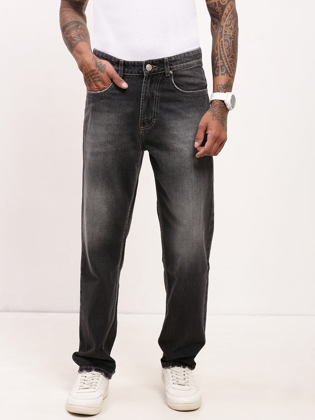 Men Grey Solid Straight Fit Jeans