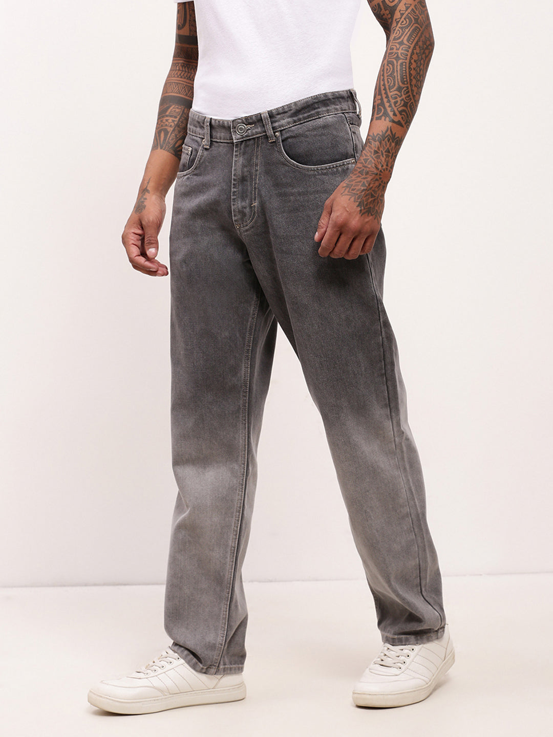 Men Grey Solid Straight Fit Jeans