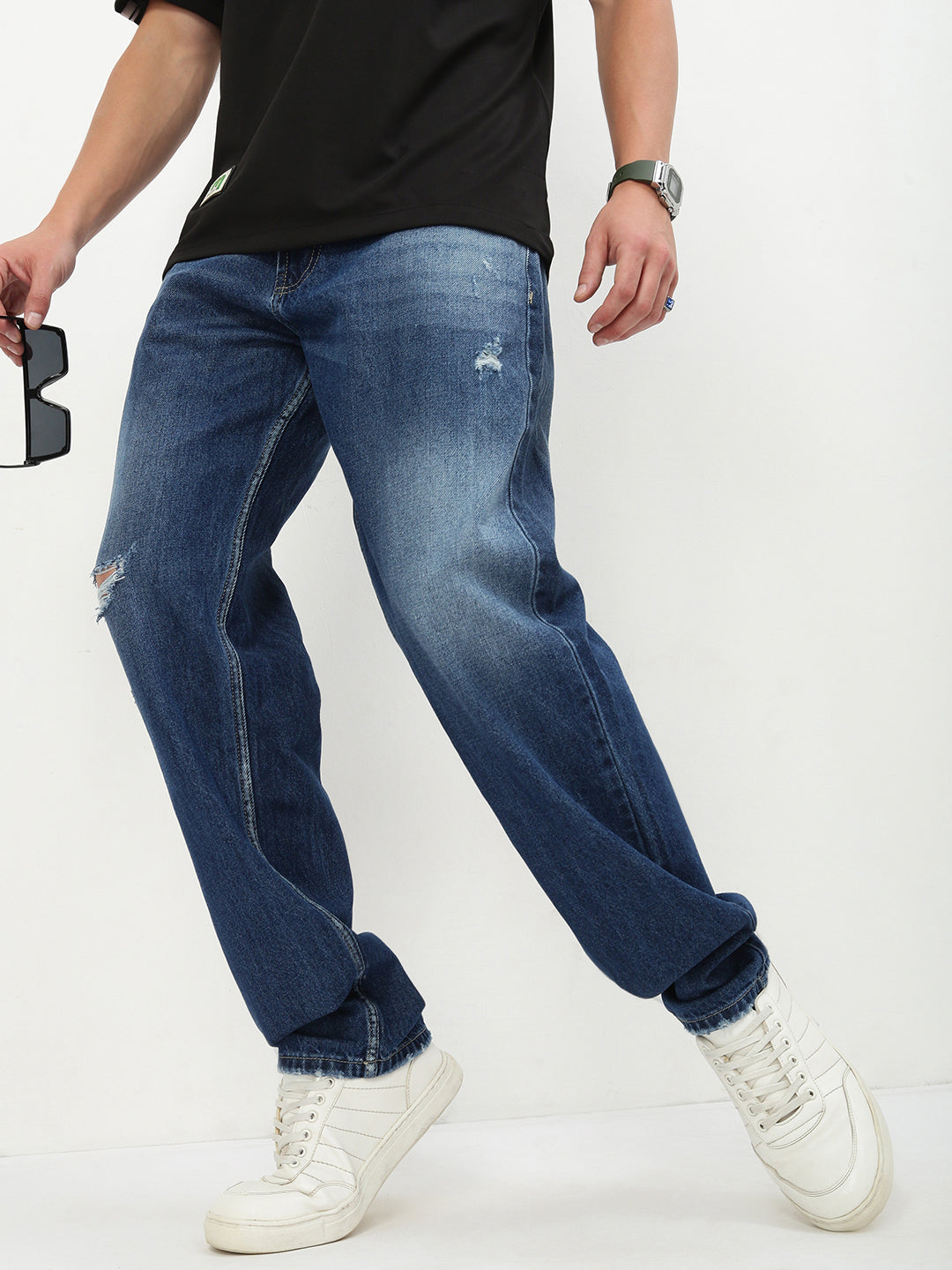 Men Blue Solid Straight Fit Jeans