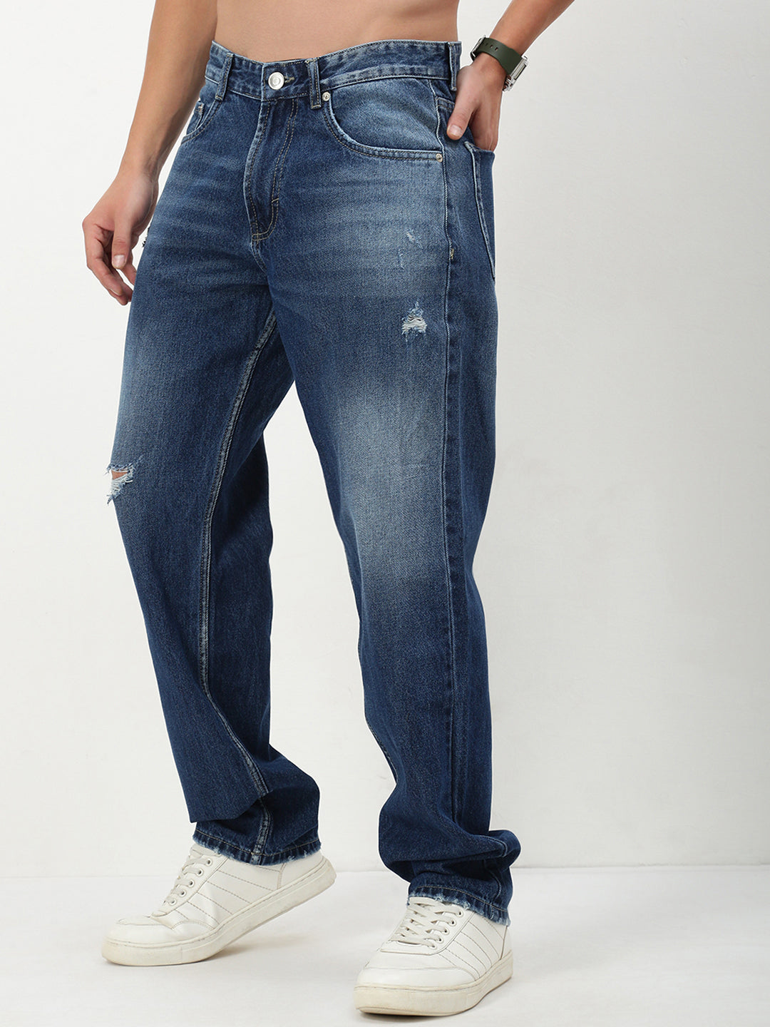 Men Blue Solid Straight Fit Jeans