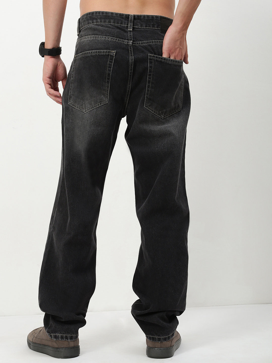 Men Grey Solid Straight Fit Jeans