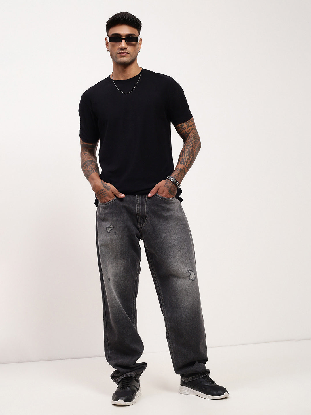 Shop Men's Grey Solid Baggy Jeans Showoffff - Main Image