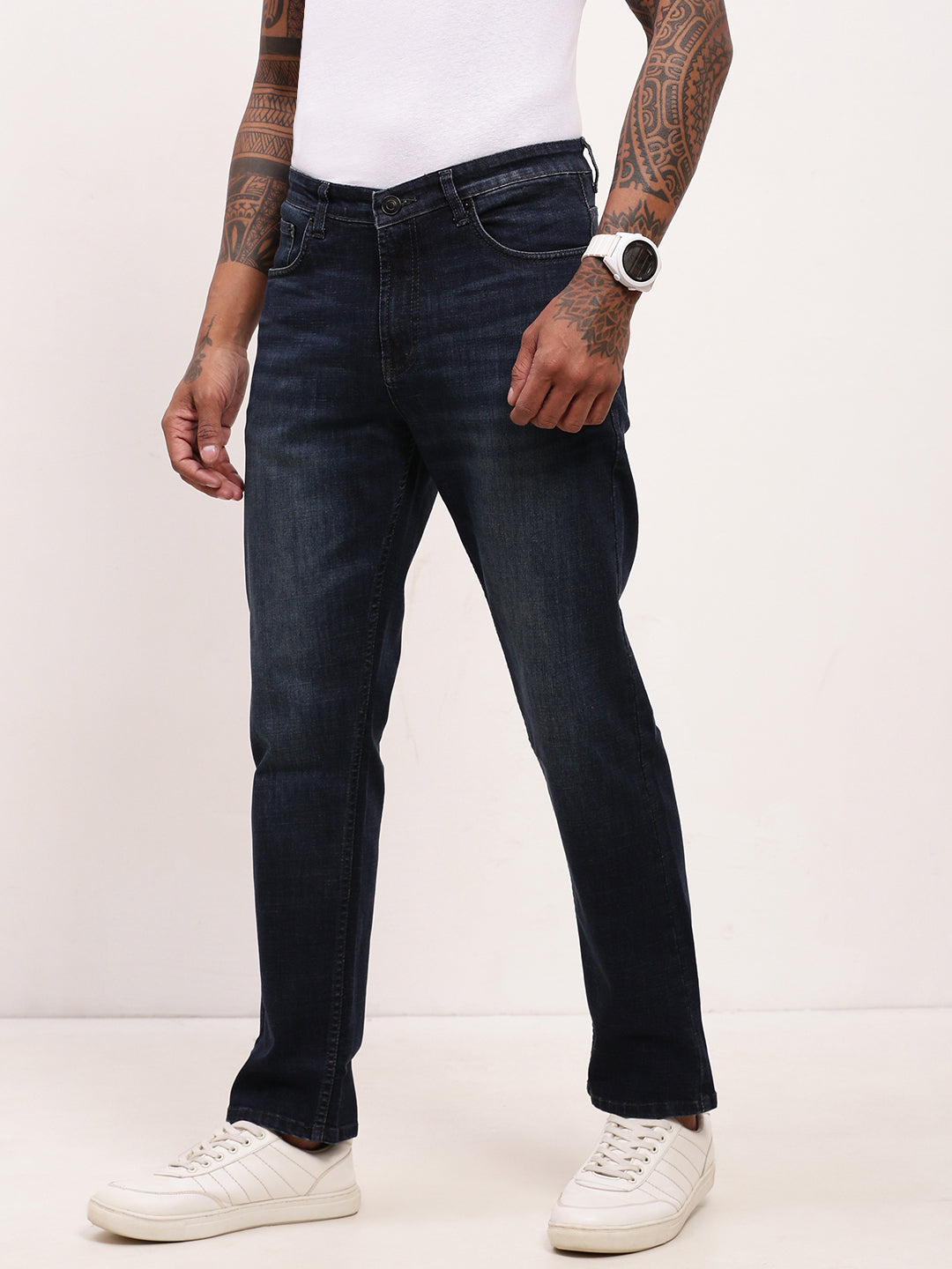 Men Navy Blue Solid Straight Fit Jeans