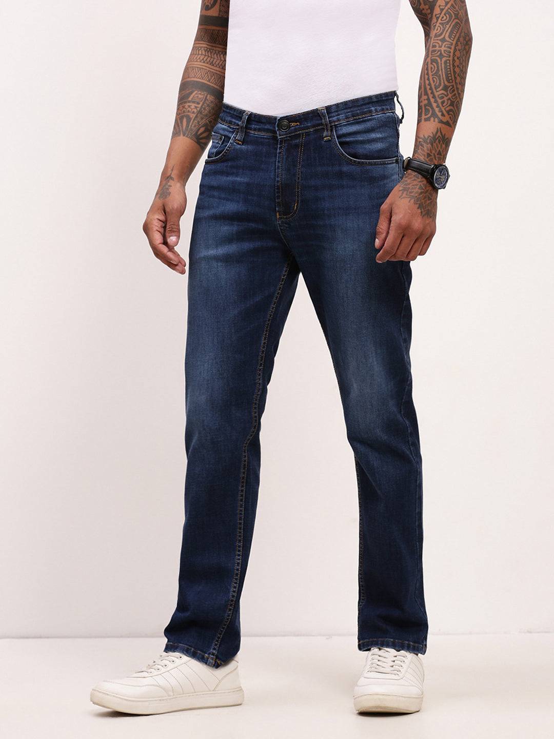 Men Blue Solid Straight Fit Jeans