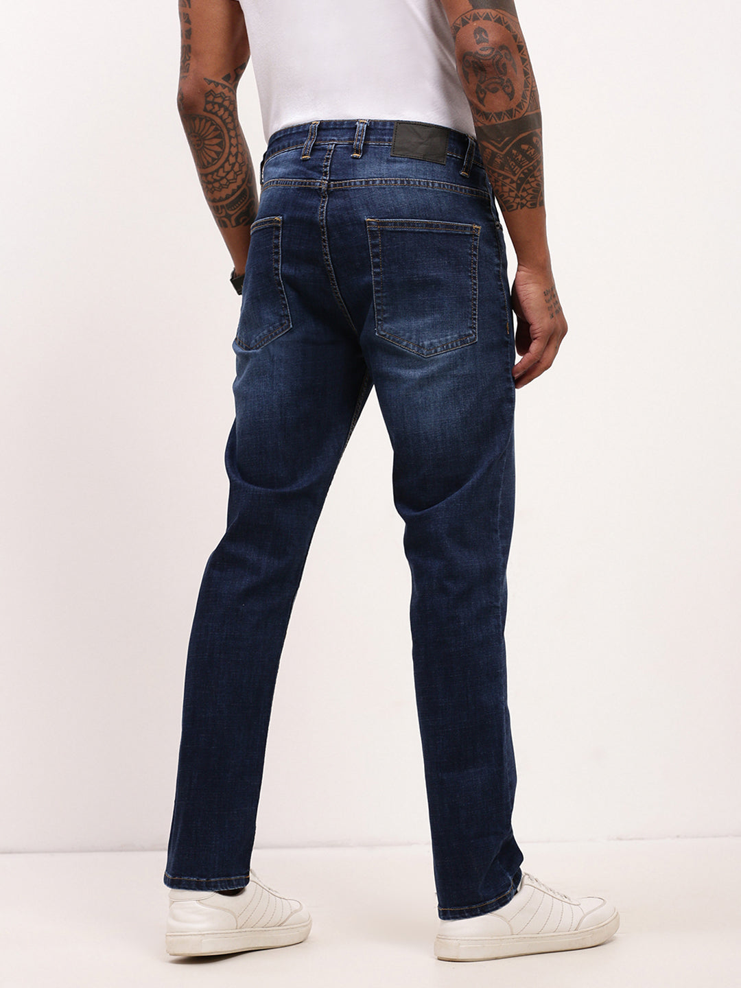 Men Blue Solid Straight Fit Jeans