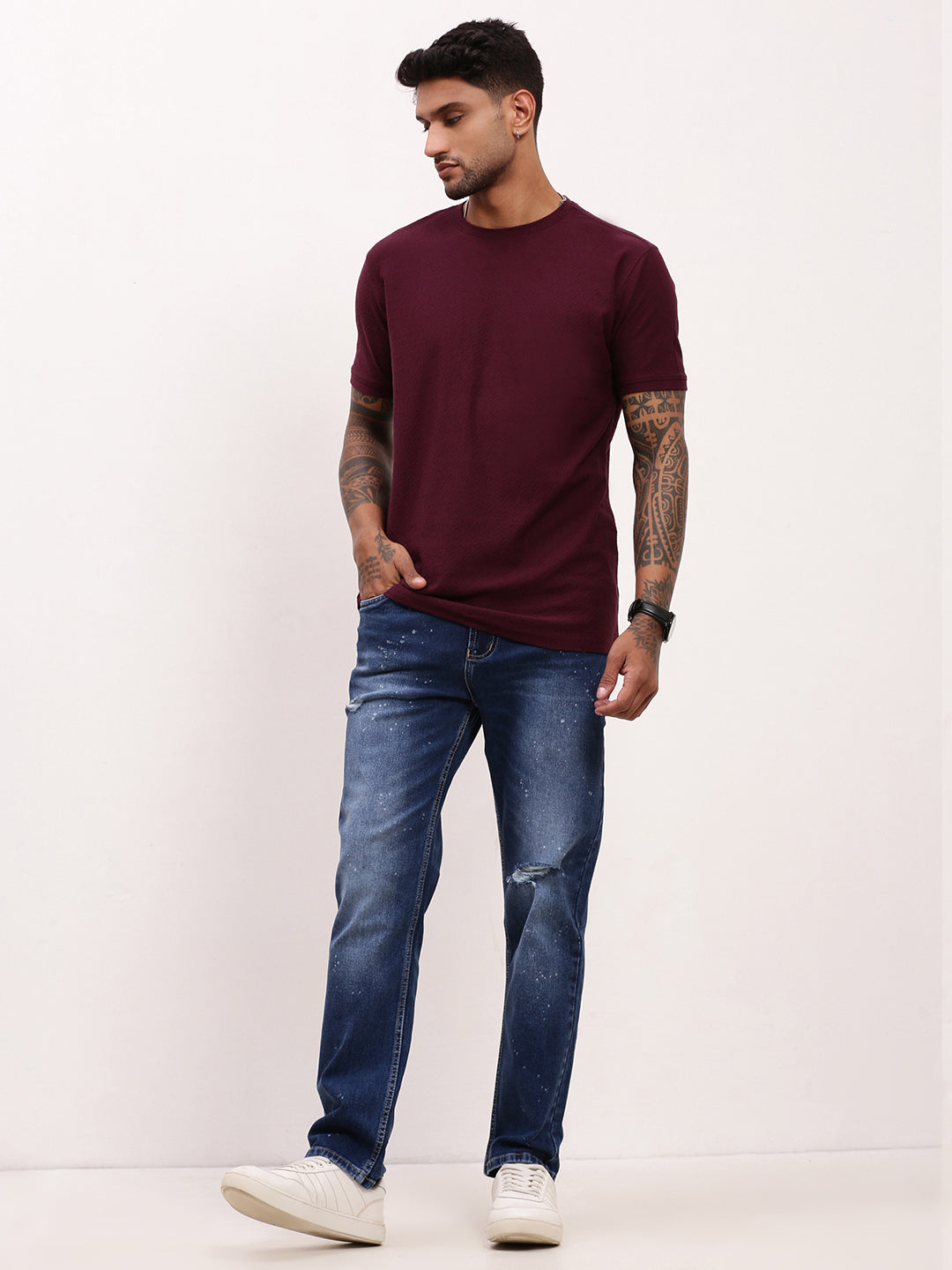 Men Blue Solid Straight Fit Jeans