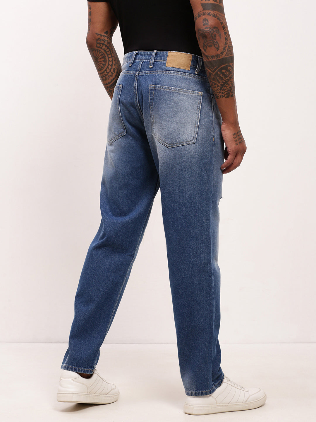 Men Blue Solid Straight Fit Jeans