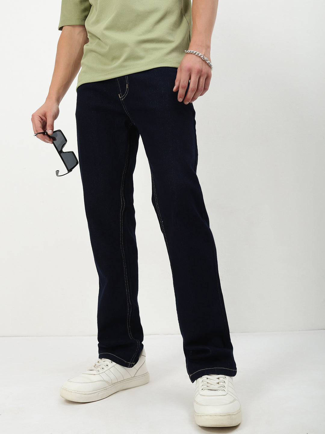 Men Navy Blue Solid Straight Fit Jeans