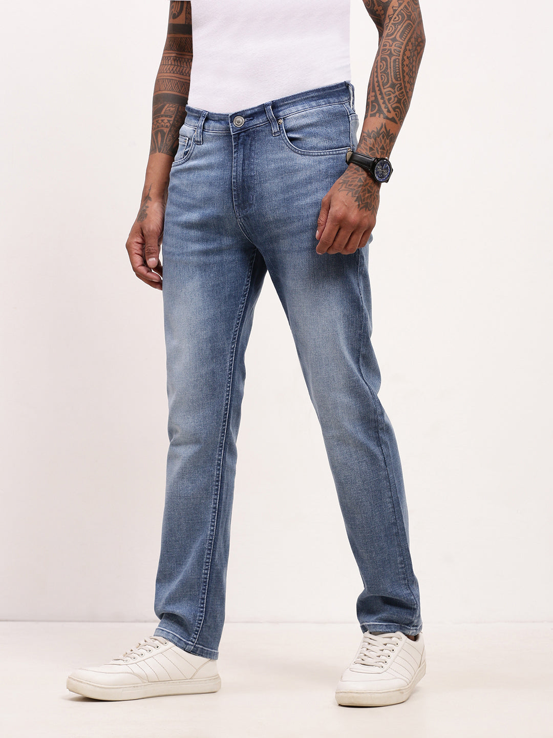 Men Blue Solid Straight Fit Jeans