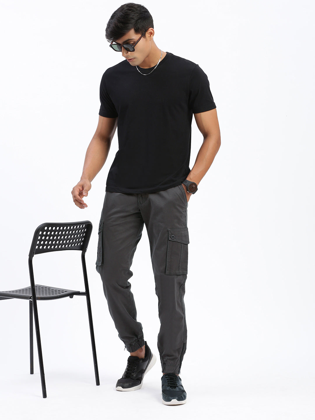 Men Solid Charcoal Joggers