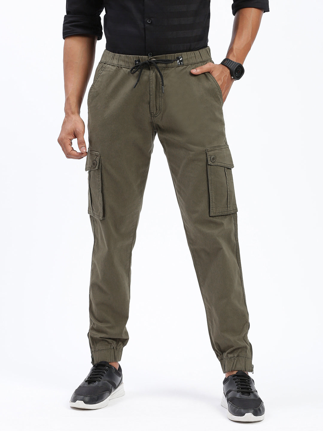 Men Solid Green Joggers