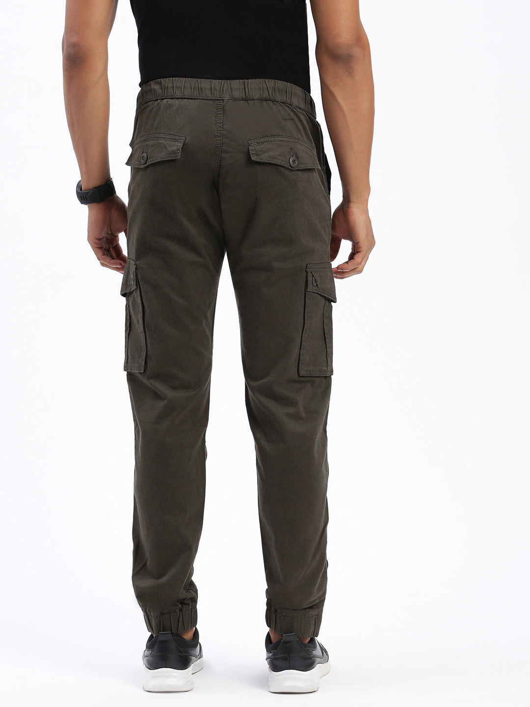SHOWOFFFF Men's Solid Olive Joggers1