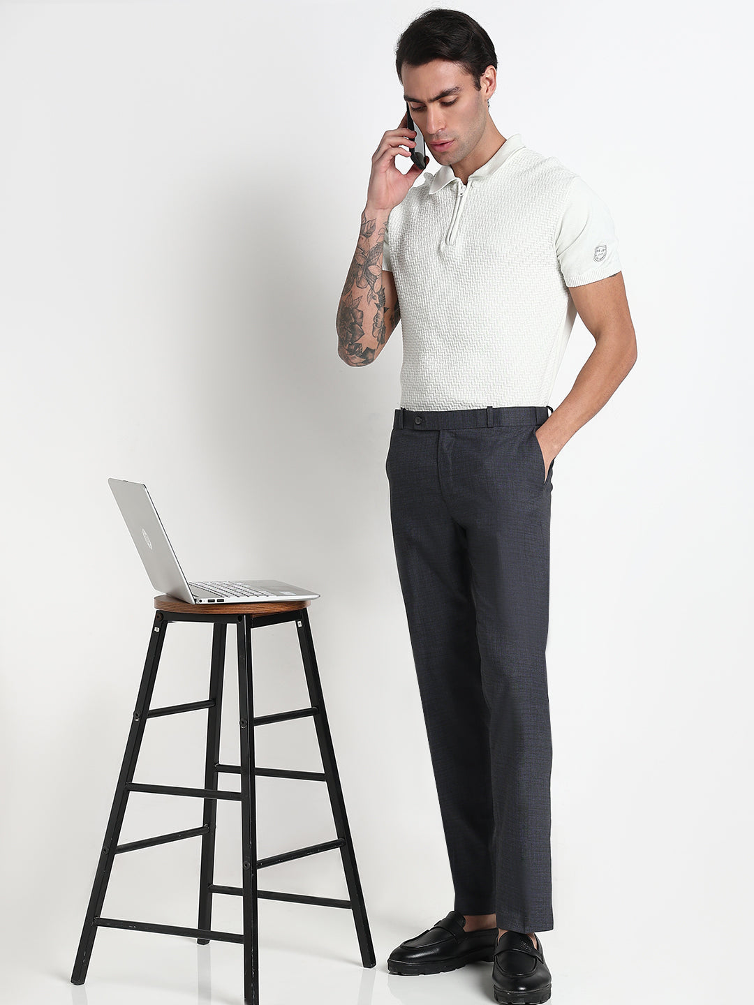 Men's Grey Solid Slim Fit Formal Trousers