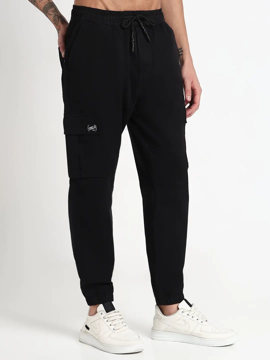 Men's Black Solid Cargo Joggers - from SHOWOFFFF